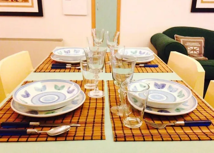 Lägenhet Center Apartment, Place Massena