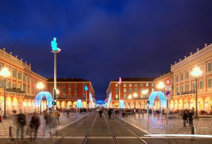 Center Apartment, Place Masséna Niza